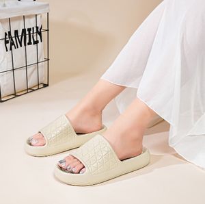 Designer Slippers Femme Summer Sandales Sandales Taille 36-41 Couleur 32