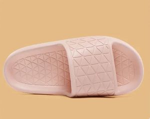 Designadoras zapatillas para mujeres Sandalias de toboganes para exteriores de verano Tamaño 36-41 Color 76