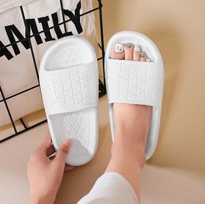 Designadoras zapatillas para mujeres Sandalias de toboganes para exteriores de verano Tamaño 36-41 Color 95