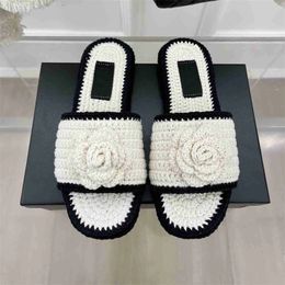 Designer-Slippers Dames Zomer Slippers Brei-slippers Flower Leisure Dia Designer schoenen Summer Open-Toes Romeinse vakantie Beach SLPPERS VROUW