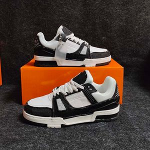 Designer Sneaker Sasual Chaussures pour hommes Running Trainers Trainers Outdoor Chaussures Platform High Quality Platform Chaussures Coube en cuir Abloh Superilles SDF