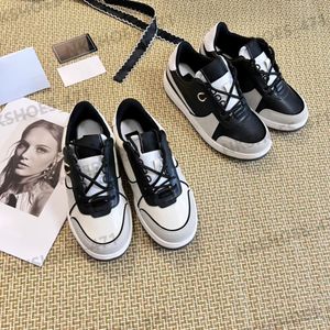 Designer Sneakers Dames Luxe Merk Casual Schoenen Modieus Zwart Wit Panda Suède Splicing Retro Distressed Lederen Platform Schoenen