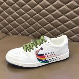 Designer Sneakers Heren Schoenen Mode Platform Gezamenlijke Schoentrainers Groene Zijden Veters Sneaker Outdoor Patroon Trainers