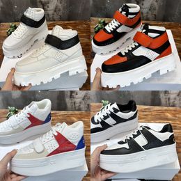 Designer-sneakers Middenbloksneakers Kalfsleer Platformschoenen CT-trainer Hoge sneaker Sleehak-buitenzool-sneakers Rubberen sneaker Mode Casual Schoenmaat 35-44