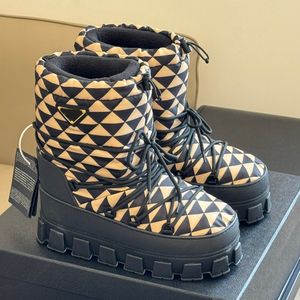 Bottes de neige de créateurs de qualité supérieure en nylon après-ski Bootie Gabardine bottes femmes Slip-On Chunky hiver chaud fourrure Triangle bottillons chaussure 35-41