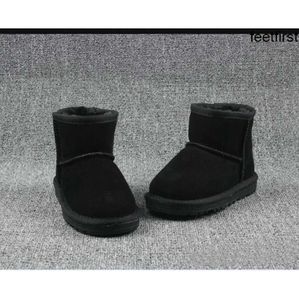 Diseñador Botas medias de nieve Invierno Real Australiano Niños Niño Niña Niños Bebé Cálido Juvenil Estudiante Tobillo Bota de felpa Zapato de moda shiye Nuevo