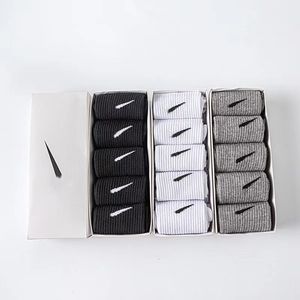 Designer Sock Man Nk-sokken voor heren Vijf paar stijlvolle sport Letter n Gedrukt 100% Cutton Athletic Boot Compressie Rits Bulk 875Q
