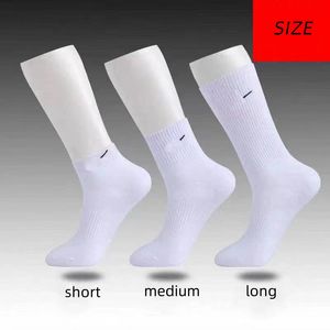 chaussette de créateur chaussettes de sport gg hommes chaussettes de luxe hommes chaussettes pour homme basket-ball football femme chaussettes blanches noires femmes chaussette femme coureur d'hiver poignée de séchage rapide