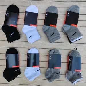 Chaussettes de créateurs pour hommes, chaussettes en coton, chaussettes de créateur de mode décontractées, chaussettes courtes d'été, luxe, haute qualité, confort