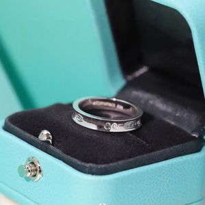 Designer Solid T Diamond Ring For Women Men Luxury 1837 Sieraden S925 Sterling Silver Hoge kwaliteit Fashion Trend paar Verjaardag Style T Ring Love Ring Gifts