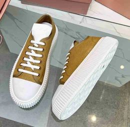 Designer Special Run Fashion Sneakers Luxe Casual Femmes Low Help Stars portent le même style avec la tendance du leader de la mode