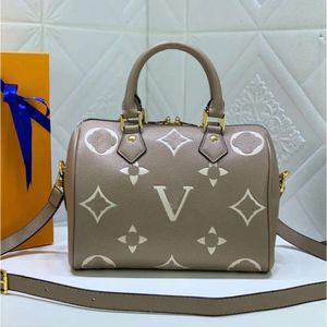 Diseñador Speedy bolso cruzado Classic Sac bolso de hombro con forma de almohada de cuero genuino Moda en relieve bolso con letras de gran tamaño Alta calidad