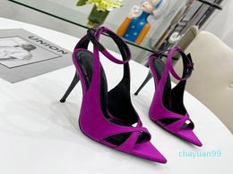 Designer -Spring Dernière Fashion Purple Satin peu profonde Sandales pointues de luxe Women039s Ultrahigh Talon boucle mince talon romain ouverte