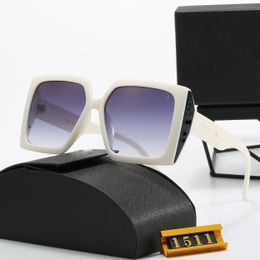 Lunettes de soleil carrées de styliste pour hommes et femmes, accessoires de mode d'extérieur avec lettres