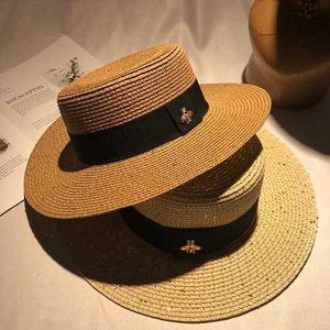Designer Straw Hat Bee Big rand hoeden gemonteerde petten emmer hoed vrouwen hoeden heren heren zomer buiten casquette strand hoge kwaliteit