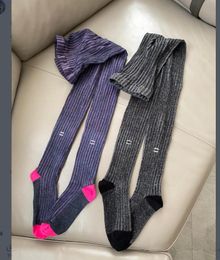 Designer Rayé Legging Serré Pour Les Femmes Nouvelle Mode Hiver Coloré Collants Chauds Chaussettes Slim Bas De Fête Collants Bas Cadeaux