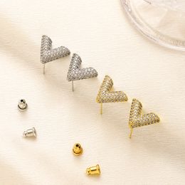 Designer Stud Earring Sieraden Nieuwe charme oorbellen Crystal Shinning sieraden Verjaardagsgeschenk Goud Golvergieide roestvrijstalen oorbellen