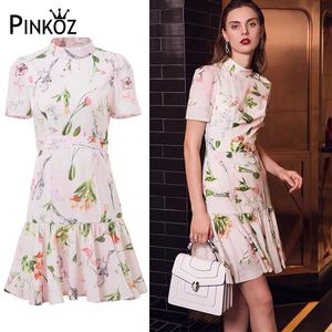 Style de designer Sweet Pink Floral Imprimé Manches courtes Summer A-Line Jeune Dame Mini Robe Party Casual Robe de Mujer Traf 210421