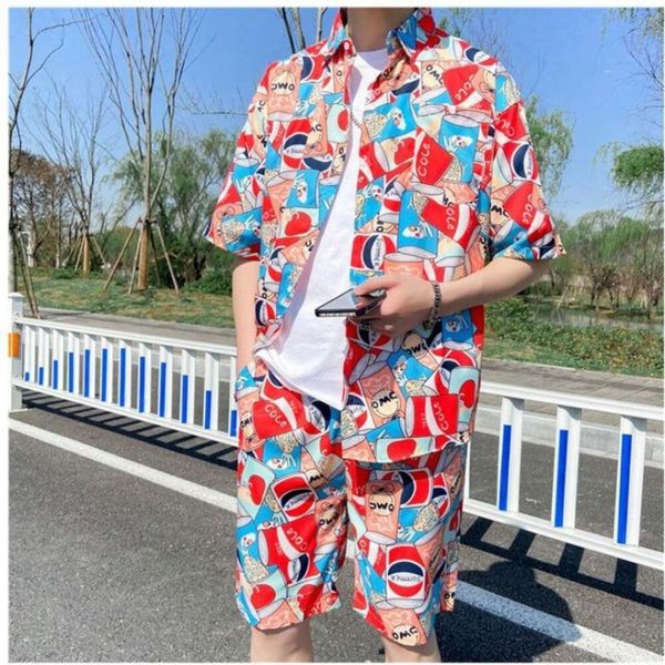 Traje de diseñador Seda de hielo Camisa floral de manga corta para hombre Verano Estilo fino Transpirable Playa junto al mar Secado rápido Pantalones cortos de 5 piezas 2 piezas Dvv9