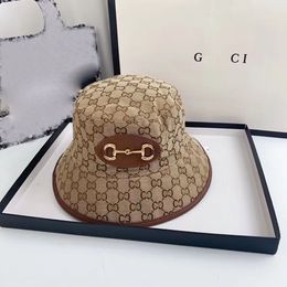 Desingers Emmer Hoeden Luxe Brede Rand Hoeden Kleur Letter Zonnehoeden Mode Feest Trend Reizen Buckethats Hoge Kwaliteit