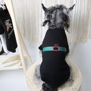 Designer Summer New Pet T-shirt Noir Blanc Classique Lettre Logo Imprimé Chien Vêtements À Manches Courtes Schnauzer Teddy Fighting Pet Pur Coton Vêtements