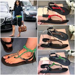 Sandales de créateurs Femmes Rivière Pantoufles Cordeau Corde Corde Sandales Samales Summer Blanche Flats Green Rouge Nylon Flat Talon STAPS SANDALS SANDALS 35-41