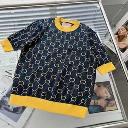Designer Summer Women T -shirt De juiste versie van Vintage Blue Family Letter Jacquard Gold Thread Yarn Elegant Academic Design Gebreide kleding