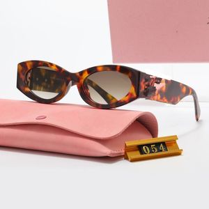 Lunettes de soleil de mode lunettes de soleil femmes et hommes lettre impression lunettes d'été en option avec boîte YVDO