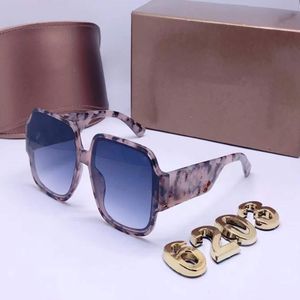 Gafas de sol de diseñador 6203 Mujeres Hombres Moda Cuadrado Gafas de sol frescas Lujo D Retro Unisex Clásico Calle Al aire libre Hombres Gafas de sol 182e