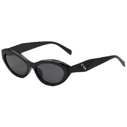 Designer zonnebril Klassieke brillen Goggle Outdoor strandzonnebril 26ZS voor man vrouw Mix kleur optioneel driehoekige handtekening