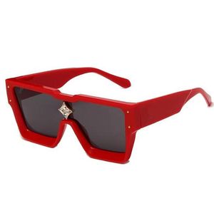 Designer Zonnebril Klassieke Brillen Goggle Outdoor Strand Zonnebril Voor Man Vrouw Mix Kleur Optioneel AAAAA1