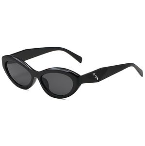 Lunettes de soleil de créateurs Lunettes de vue classiques Goggle Lunettes de soleil de plage en plein air pour homme femme Mix 6 couleurs en option signature triangulaire 26zs