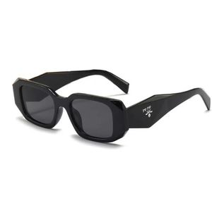 Gafas de sol de diseñador anteojos clásicos Goggle Beach al aire libre anteojos para el sol para el hombre Mezcla Color Opcional Triangular Firma sin caja