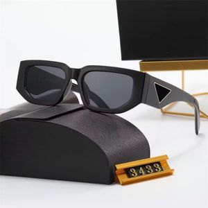 Gafas de sol de diseñador Triángulo clásico Gafas de sol pequeñas para mujer Marco cuadrado Símbolo Gafas Gafas de playa Sonnenbrille Estilos múltiples Gafas para hombre HG099