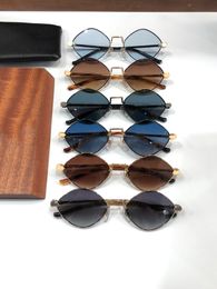 lunettes de soleil design pour hommes et femmes lunettes de conception de chien de diamant style prismatique cool mode lunettes de soleil classiques anti-rayonnement et lunettes anti-ultraviolets