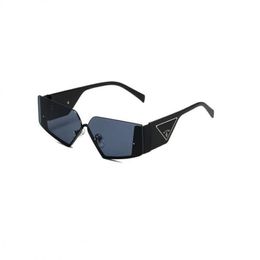 Lunettes de soleil designer pour hommes Lunettes de soleil pour hommes Femme 7 Couleur en option des lunettes de marque unisexe polarisés UV400 avec boîte 293i