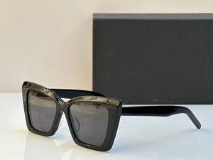 Lunettes de soleil de designer pour hommes femmes mode 810 Cateye été CR-39 lunettes d'avant-garde style anti-ultraviolet popularité carré acétate lunettes à monture complète boîte aléatoire