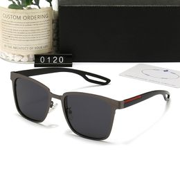 Designer Zonnebril voor mannen Women Luxuremerk Mannen Beach Polariseerde zonnebril UV400 Goggle met 5 kleuren Optionele goede kwaliteit P