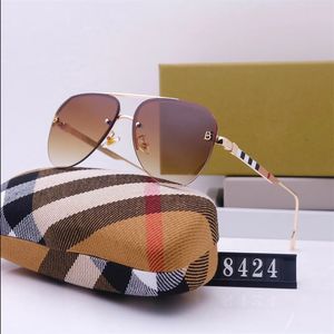 Lunettes de soleil designer pour hommes classiques de luxe Classic Luxury Fashion Design Sunglasses Suncreen Radiation Nivel Trend Sun Glases with Box