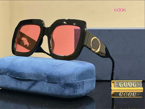 Gafas de sol de diseñador para mujeres y hombres Modelo de moda Protección UV especial Carta Pierna Marco de doble haz Marcas al aire libre Diseño Aleación Top Cyclone Gafas de sol 6006 # ruy