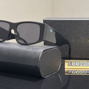 Designer zonnebrillen voor dames en heren Hyperlight Eyewear Fashion Model Speciaal UV 400 bescherming Breedte been PC Groot montuur Outdoor Merken Luipaard
