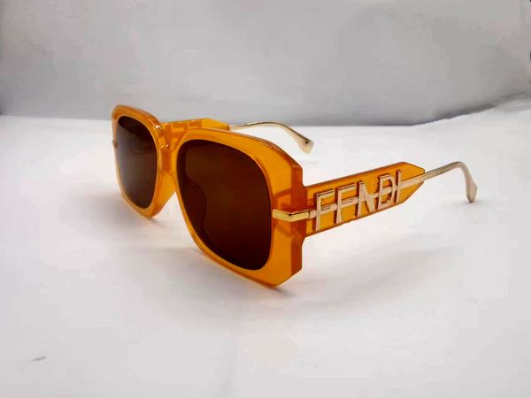 Lunettes de soleil designer pour femmes et hommes nouveaux modèles lunettes spéciales UV 400 Lettres de protection à double faisceau grand cadre marques extérieures conception de lunettes de soleil surdimensionnées TZ001