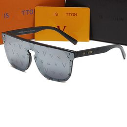 Lunettes de soleil de designer pour femmes lunettes de soleil pour hommes de designer Lettres classiques Lunettes de couleur mélangées Yeux Lunettes de vacances à la plage Cool With Box