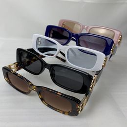lunettes de soleil design pour femmes Mode Petit Rectangle Bb Logo Femmes Hommes 2023 Marque Design Dames Maigre En Plein Air Shopping Ombre Rétro