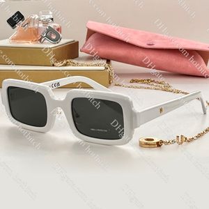Designer zonnebril voor dames Gouden Letter Vierkant Frame Zonnebril Mode Rijden Shading Zonnebril Kerstcadeau