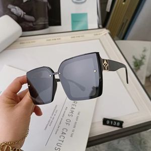 gafas de sol de diseñador para mujer gafas de lujo letras populares gafas de sol hombre gafas de sol de moda Gafas de sol de metal muy buenas