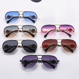 Designer zonnebril voor dames Luxe metalen zonnebril Outdoor zonnescherm UV400 zonbescherming Toad-bril