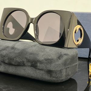 Lunettes de soleil de concepteur pour femmes homme lunettes de luxe personnalité populaire hommes femmes lunettes femmes lunettes cadre vintage lunettes de soleil en métal avec boîte