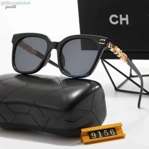 Lunettes de soleil design pour femmes hommes lunettes de style œil de chat spécial UV 400 lettres de protection grande jambe double cadre de faisceau design extérieur haute alliage S 7l3h