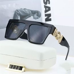 lunettes de soleil design pour femmes hommes marque de luxe lunettes lunettes de soleil de plage polarisées uv protectio rétro cadre carré adumbral avec boîte